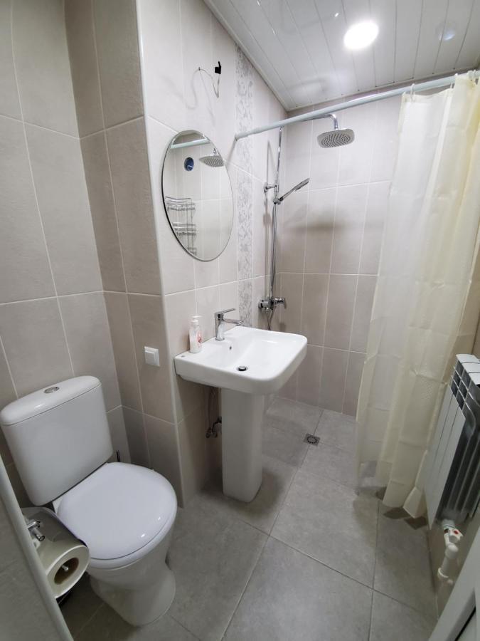 Central Guesthouse גיומרי מראה חיצוני תמונה
